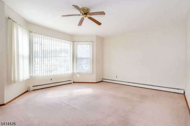 120 Fenner Ave, Clifton City, NJ 07013