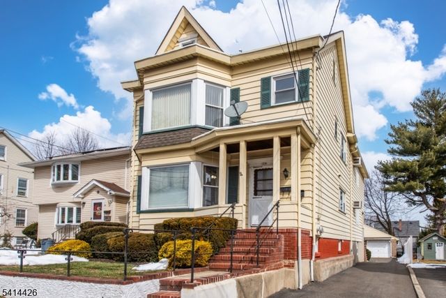 120 Fenner Ave, Clifton City, NJ 07013