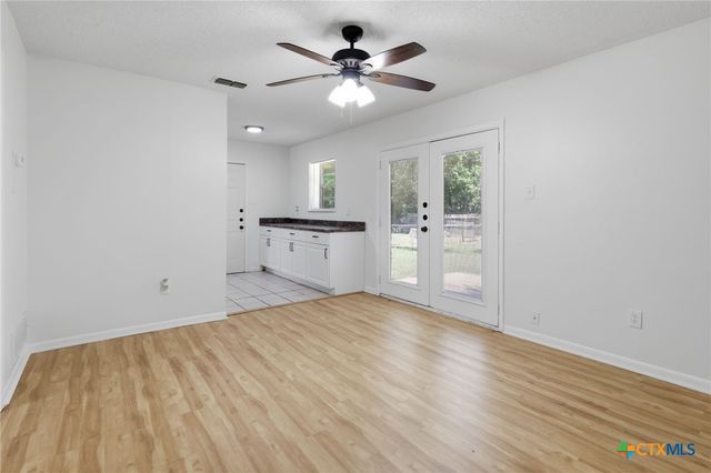 1106 Sublett Avenue, Copperas Cove, TX 76522