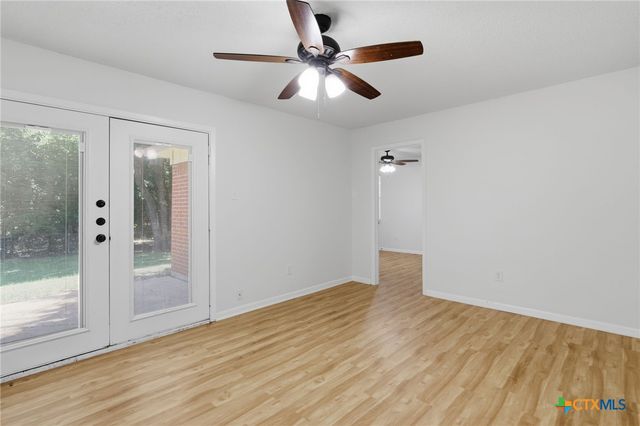 1106 Sublett Avenue, Copperas Cove, TX 76522