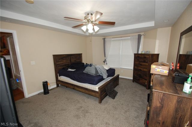 784 Elmwood Drive, Hubbard, OH 44425