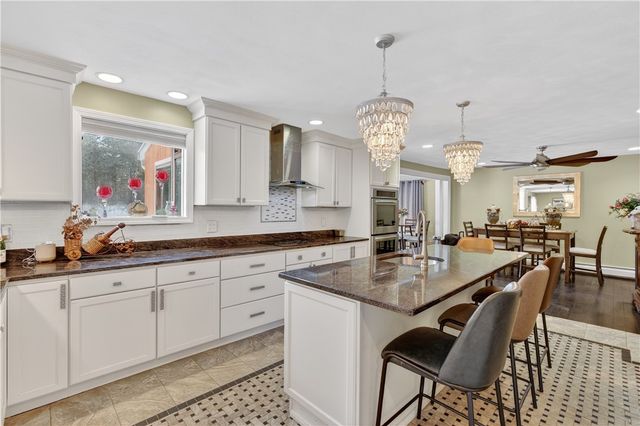 69 Talbut Road, Scituate, RI 02831