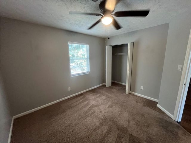 832 Brandlwood Way NW, Lilburn, GA 30047