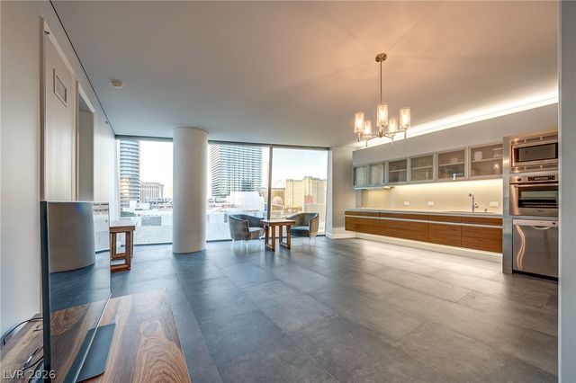 3726 Las Vegas Boulevard 902, Las Vegas, NV 89158