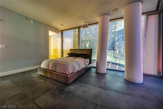 3726 Las Vegas Boulevard 902, Las Vegas, NV 89158
