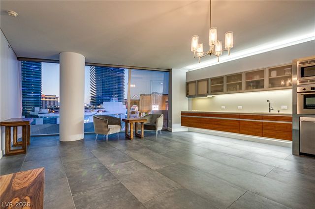 3726 Las Vegas Boulevard 902, Las Vegas, NV 89158