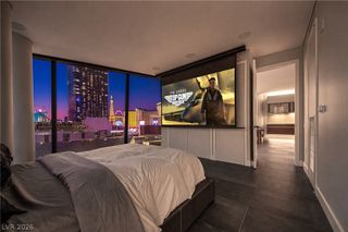 3726 Las Vegas Boulevard 902, Las Vegas, NV 89158