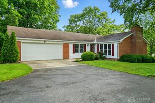 5752 E Decker Road, Franklin, OH 45005