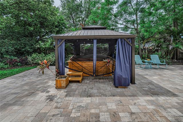 6906 297TH AVENUE N, Clearwater, FL 33761