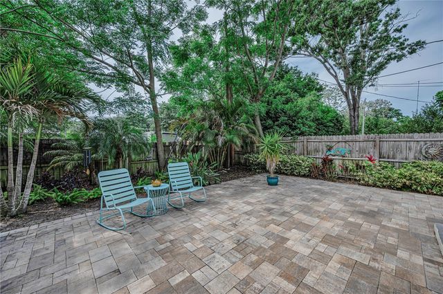 6906 297TH AVENUE N, Clearwater, FL 33761