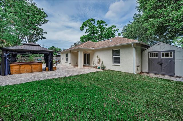 6906 297TH AVENUE N, Clearwater, FL 33761