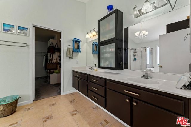 1517 E Avenue J6, Lancaster, CA 93535