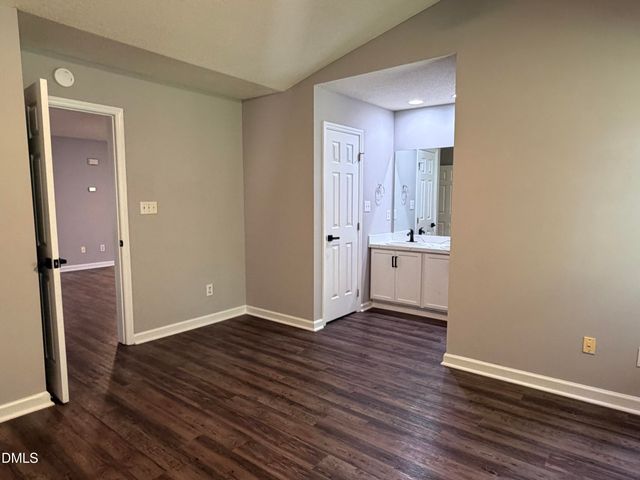 2201 Mountain Mist Court 302, Raleigh, NC 27603