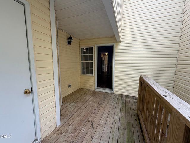 2201 Mountain Mist Court 302, Raleigh, NC 27603