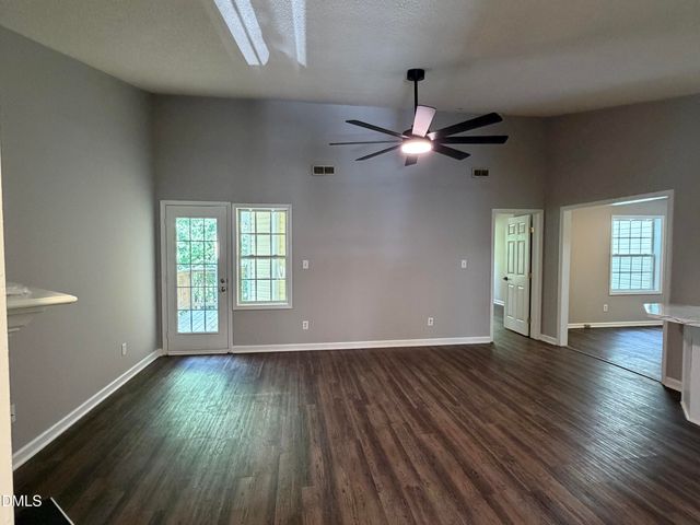2201 Mountain Mist Court 302, Raleigh, NC 27603