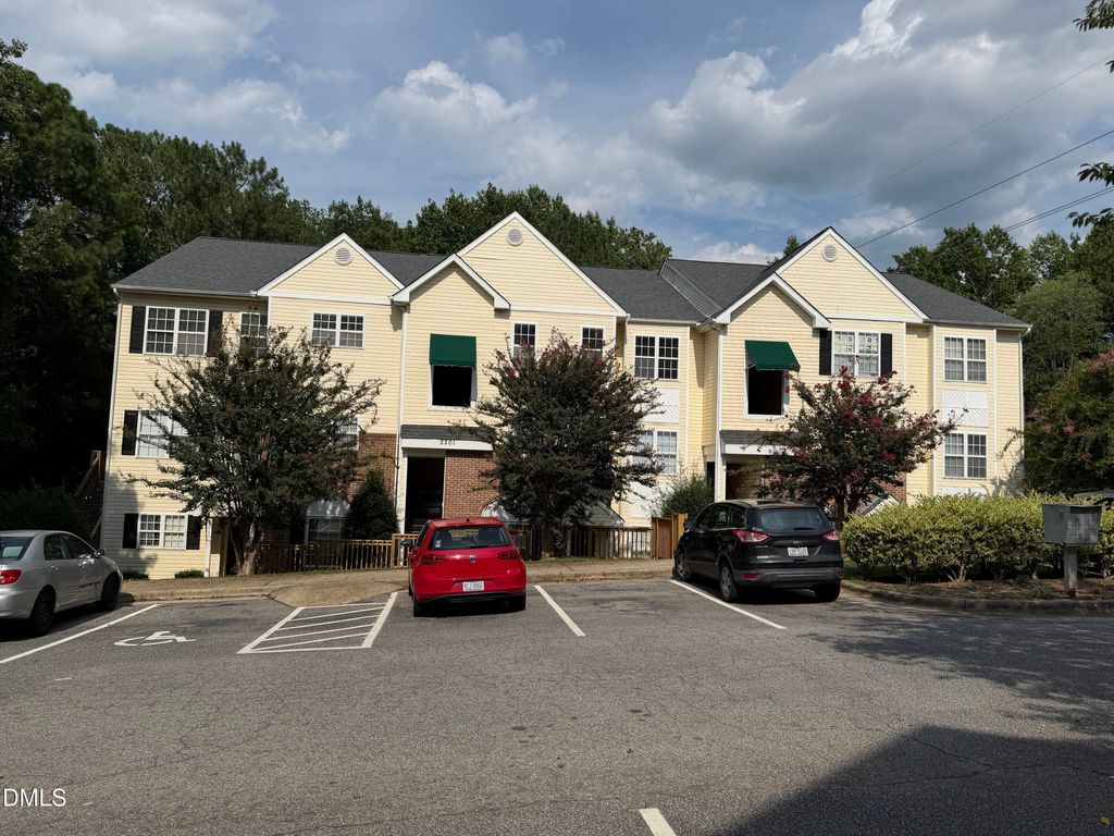 2201 Mountain Mist Court 302, Raleigh, NC 27603