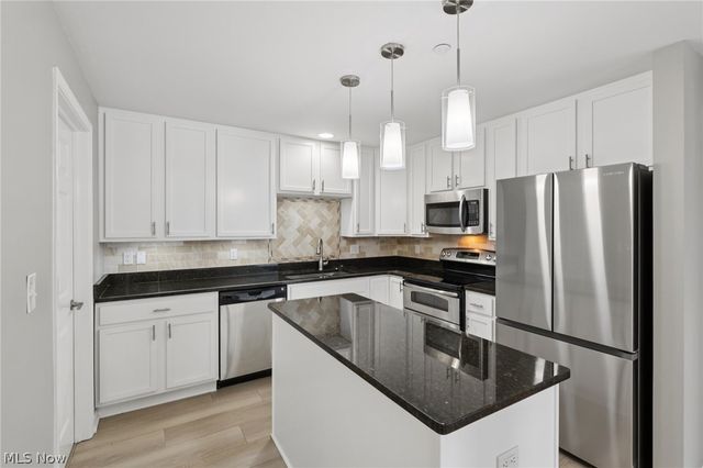 7417 Battery Park Boulevard, Cleveland, OH 44102