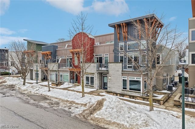 7417 Battery Park Boulevard, Cleveland, OH 44102