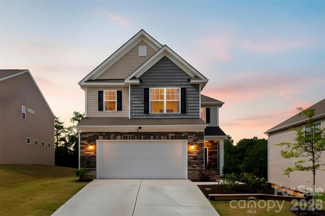 13016 Lannister Drive, Charlotte, NC 28278