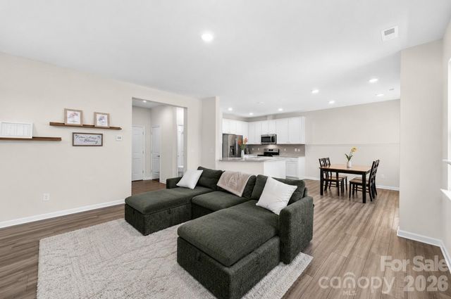13016 Lannister Drive, Charlotte, NC 28278