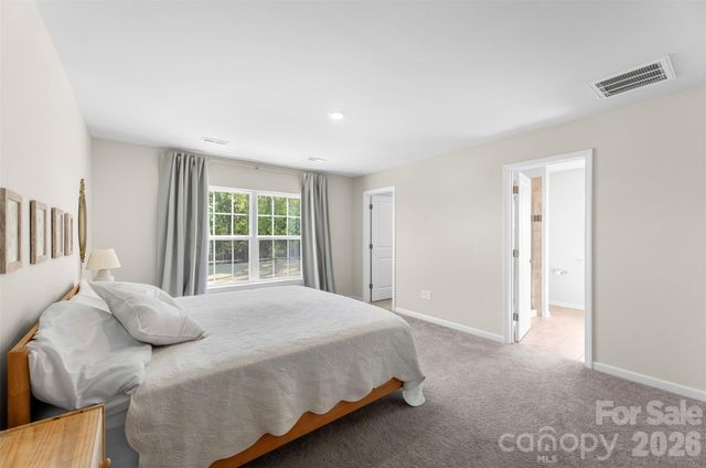 13016 Lannister Drive, Charlotte, NC 28278