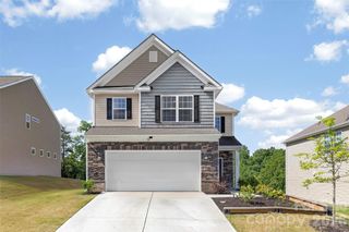 13016 Lannister Drive, Charlotte, NC 28278