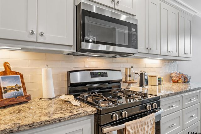 11415 Windsor Park Drive, Tyler, TX 75709