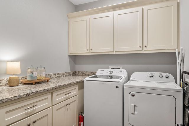 11415 Windsor Park Drive, Tyler, TX 75709