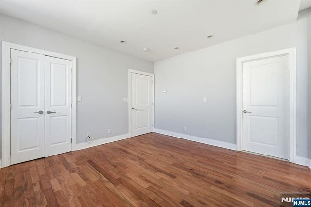 8125 River Road 4E, North Bergen, NJ 07047