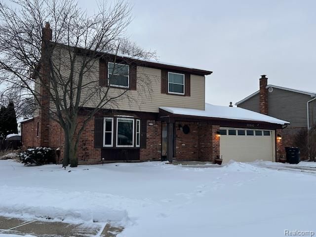 22043 Hillcrest Court, Woodhaven, MI 48183