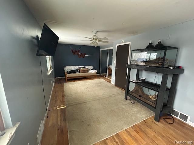 22043 Hillcrest Court, Woodhaven, MI 48183