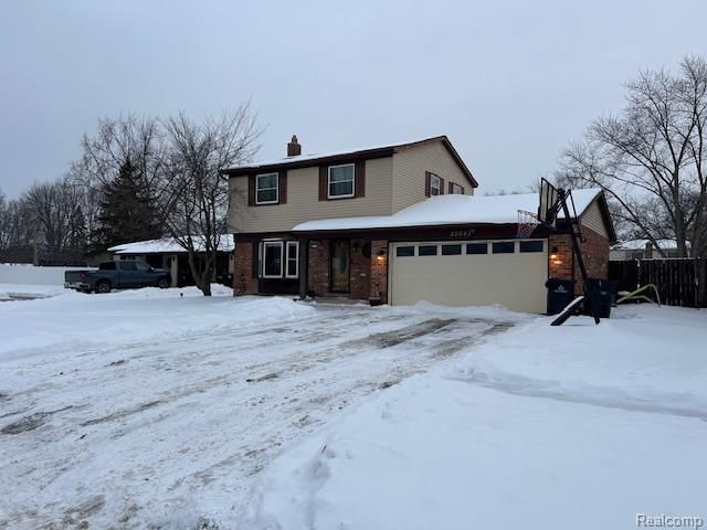 22043 Hillcrest Court, Woodhaven, MI 48183