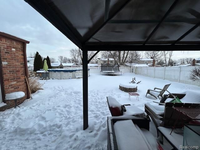 22043 Hillcrest Court, Woodhaven, MI 48183