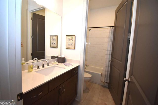 4925 Sealy Circle, Peachtree Corners, GA 30092