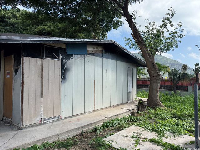 86-907 Ihuku Street, Waianae, HI 96792