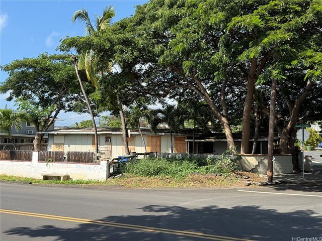86-907 Ihuku Street, Waianae, HI 96792
