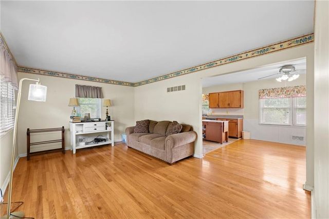 12409 E 54th Street, Kansas City, MO 64133