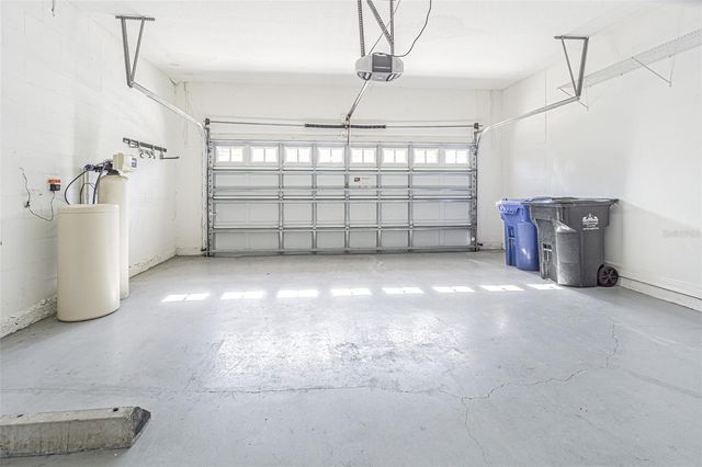 20002 HERITAGE POINT DRIVE, Tampa, FL 33647