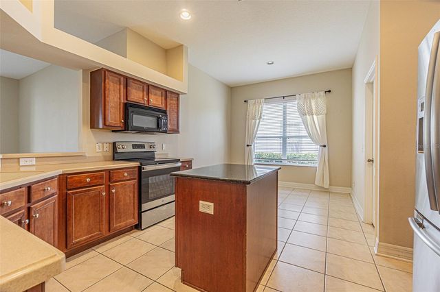 20002 HERITAGE POINT DRIVE, Tampa, FL 33647