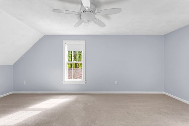 98 Miller St, Franklin, MA 02038