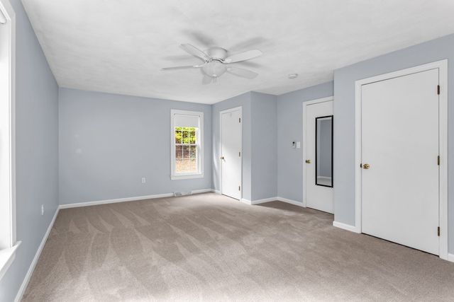 98 Miller St, Franklin, MA 02038