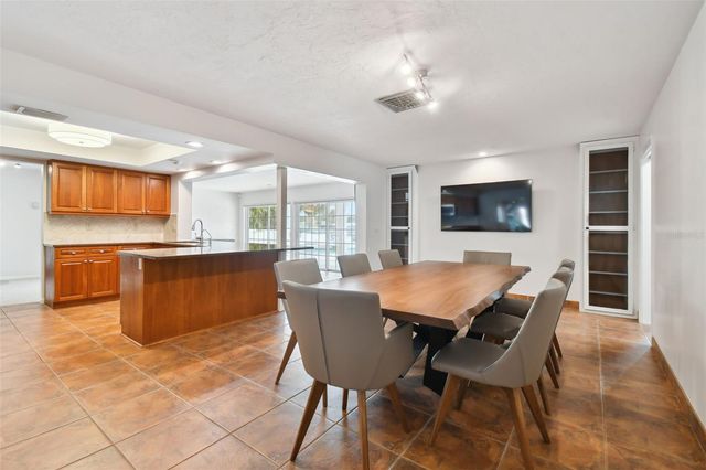 4328 40TH STREET S, St Petersburg, FL 33711