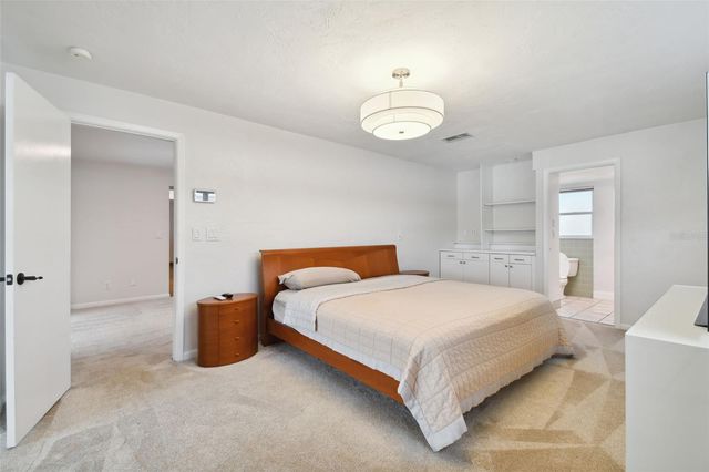 4328 40TH STREET S, St Petersburg, FL 33711