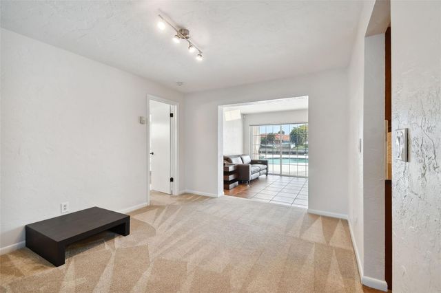 4328 40TH STREET S, St Petersburg, FL 33711