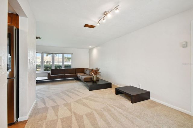 4328 40TH STREET S, St Petersburg, FL 33711