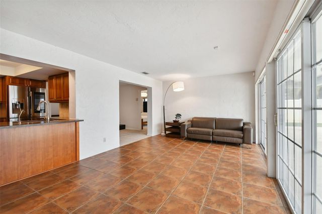 4328 40TH STREET S, St Petersburg, FL 33711