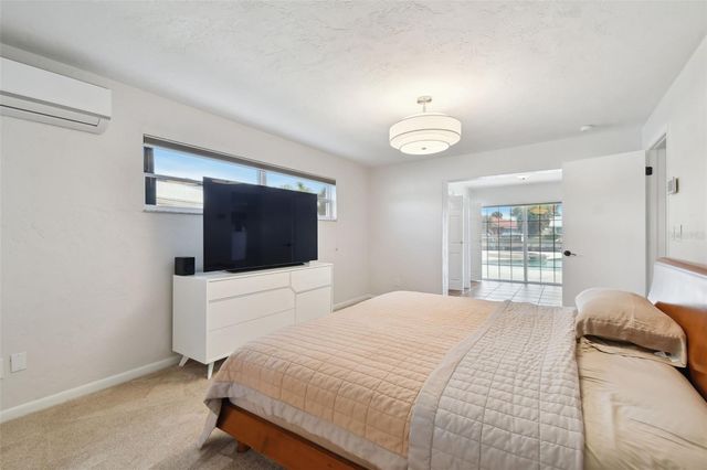 4328 40TH STREET S, St Petersburg, FL 33711