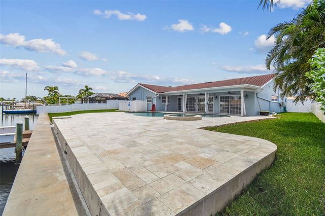 4328 40TH STREET S, St Petersburg, FL 33711