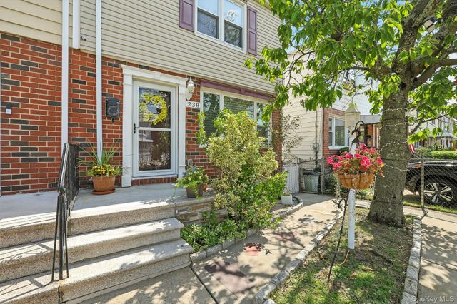 238 Swinton Avenue, Bronx, NY 10465