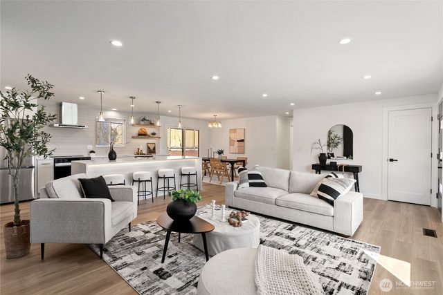 30523 58th Avenue S, Auburn, WA 98001